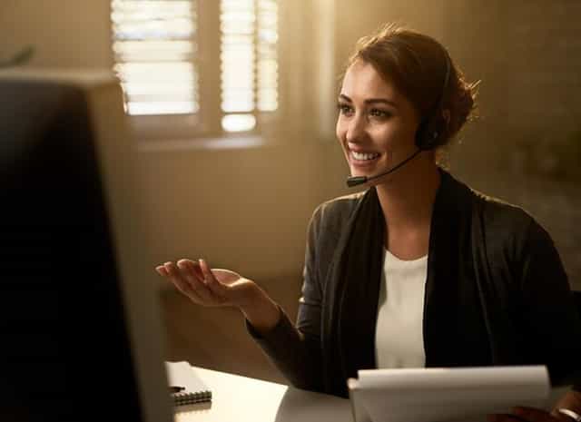 كيف تُحدث دورة خدمة العملاء نقلة نوعية في مهاراتك المهنية؟