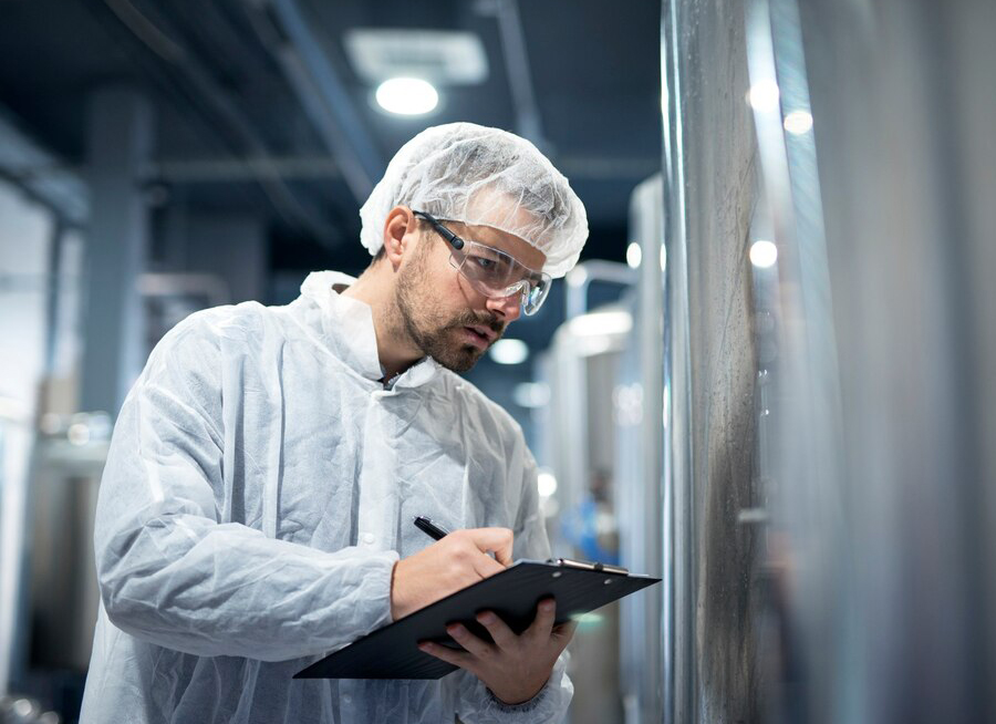 ضبط الجودة: ما هو؟ ولماذا يعتبر حجر الأساس في نجاح أي منتج أو خدمة؟