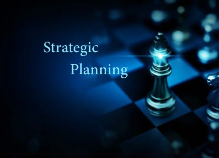 دورة التخطيط الاستراتيجي: ماذا ستتعلم وكيف تغيّر طريقة اتخاذ القرار؟