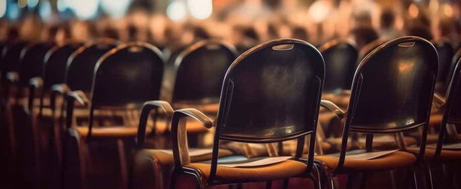 تنظيم المؤتمرات والمعارض: كيف تتجنب الأخطاء الشائعة؟