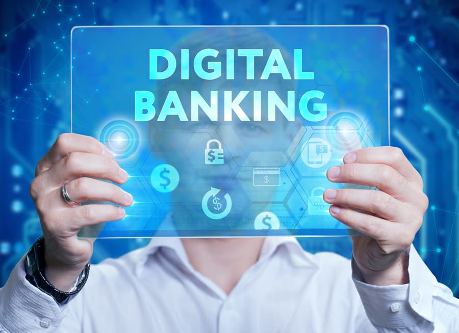 التحول إلى الخدمات المصرفية الرقمية وأبرز فوائده