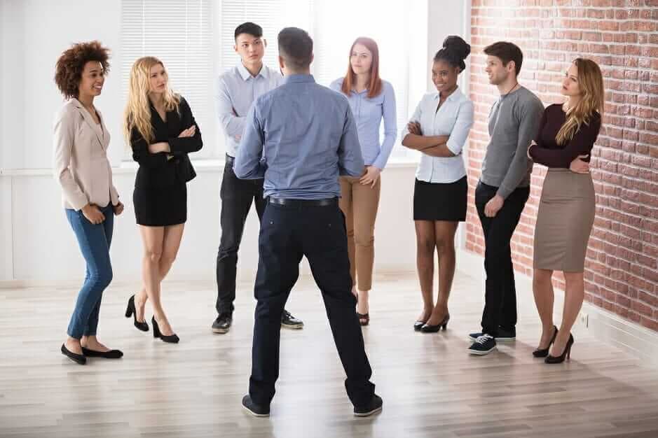 المهارات الذاتية وخدمة العملاء