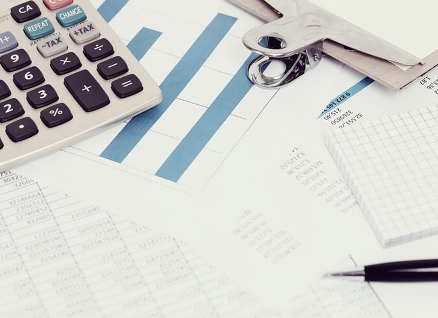 اليوم العالمي للمحاسبة: لماذا نوفمبر هو الوقت المثالي لتعلم مهارات جديدة؟