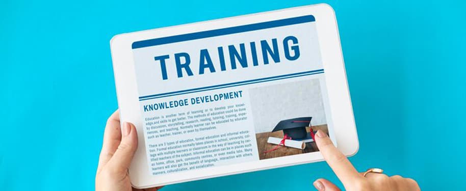 أبرز دورات تدريبية معتمدة في 2025: دليلك لبناء مستقبل وظيفي ناجح