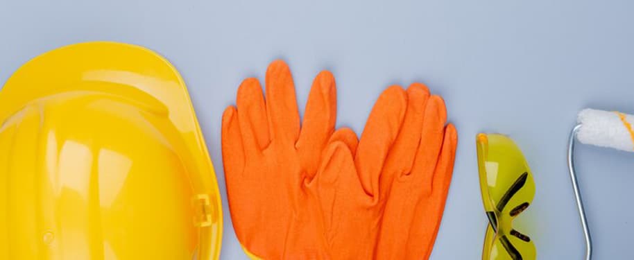 أساسيات السلامة الصناعية: كيف تحمي نفسك وزملاءك في موقع العمل؟