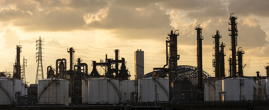 تطورات سوق الغاز الطبيعي: ديناميكيات السوق والتحديات المستقبلية