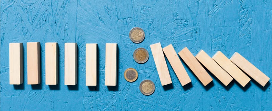 صنع القرار المالي: الموازنة بين المخاطر والمكاسب