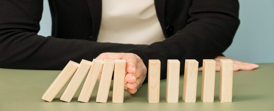 كيفية تنفيذ عملية إدارة المخاطر بفعالية