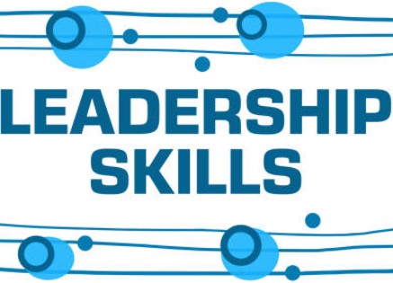 تنمية مهارات القيادة في عصر الذكاء: القائد الذي لا يُستبدل