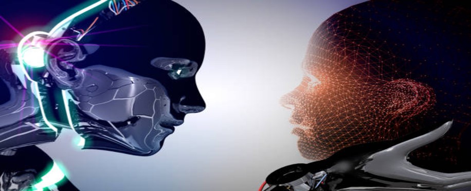 ما بين الإنسان والآلة: لماذا تحتاج دورات ذكاء اصطناعي؟