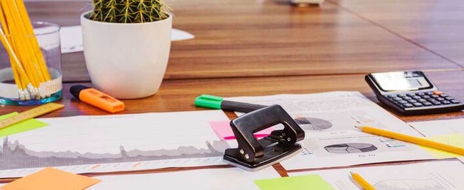 كيف يساهم محاسب العملاء في تحسين إدارة الفواتير والتحصيل؟