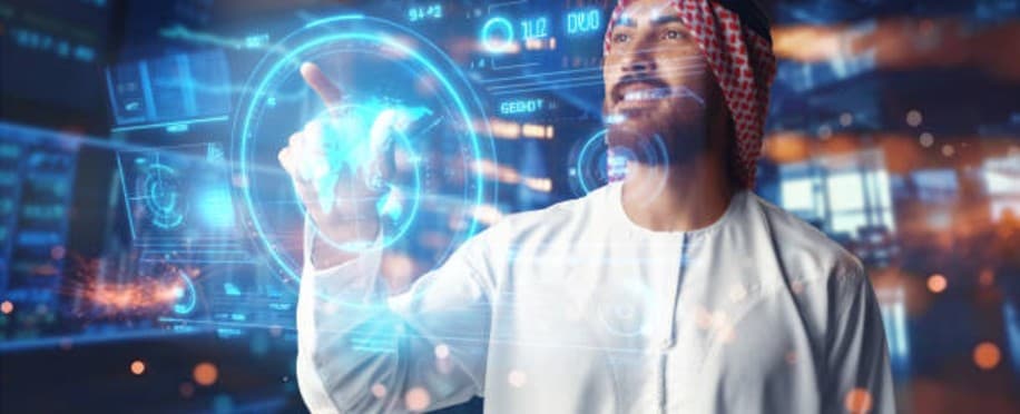 الذكاء الاصطناعي في الإمارات: ما الدورات الأكثر طلبًا الآن؟
