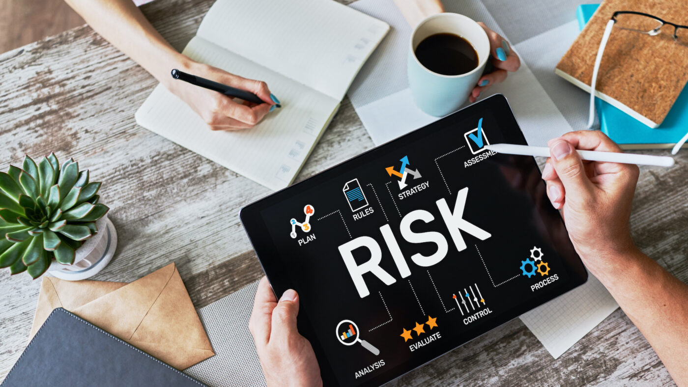 إدارة مخاطر سلسلة التوريد الفعالة: أفضل الممارسات والاستراتيجيات